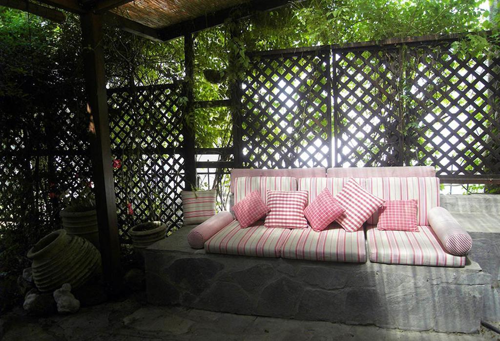 Charming Maisonette โปไลโครโน ภายนอก รูปภาพ